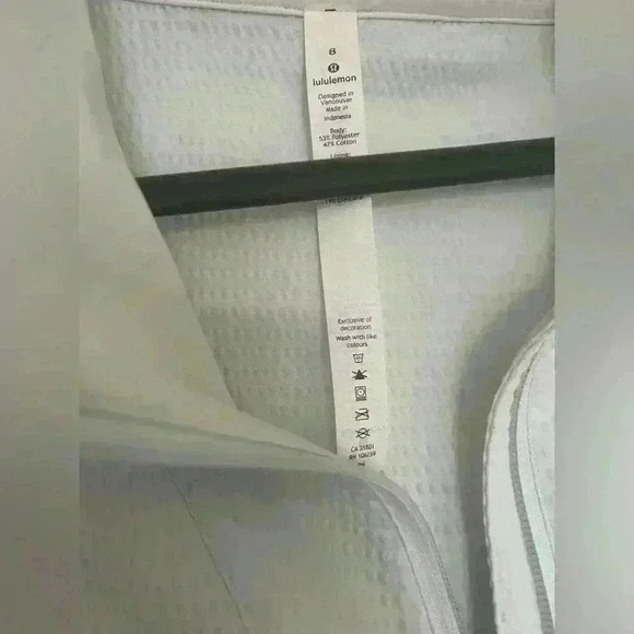 Lululemon pack light pullover  jacket size 8 - Picture 3 of 4